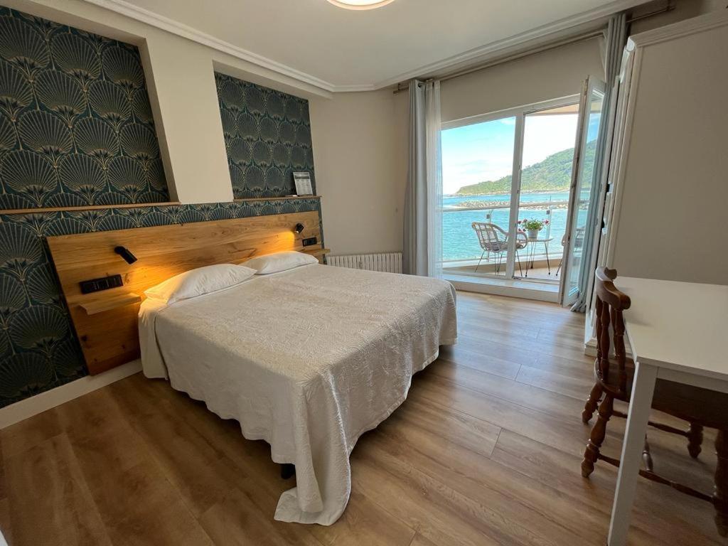 Pension Itxasoa San Sebastian Exterior photo